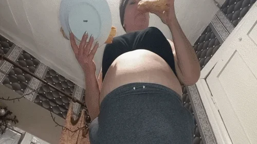 Appetizing Crumpet - You, a sandwich and my huge belly MP4