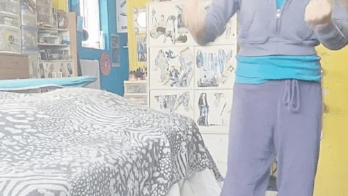 Stacy Burke`s Fetish To Go - Giantess Humps Bed to make Earthquake