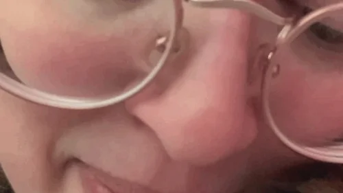 Giantess Betty Craven - Micro Managing
