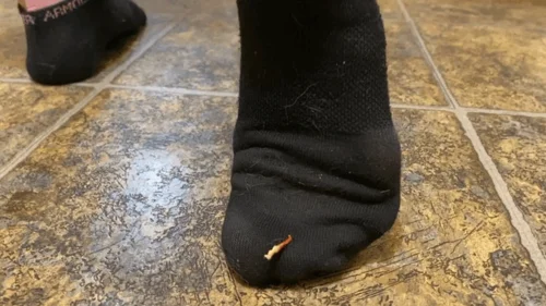 Giantess Tara - Unaware Giantess sweeps you POV and eats you from her Popcorn