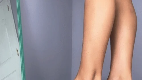 Giantess Ashton - Inconvenient Meal (Cuckold)