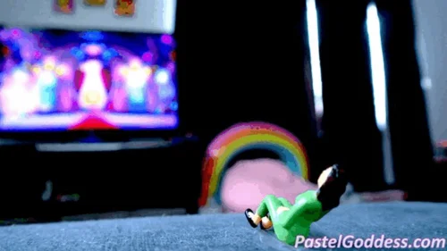 Pastel Goddess - Tiny Girl Watching TV Gassed by Unaware Giantess