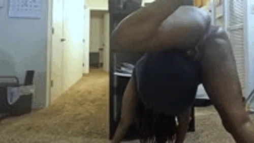 Mxdominionakacrushgoddess Clips - unaware giantess - Denim Dominion: Secrets in Her Back Pocket, femdom, ass fetish, goddess worship  4k