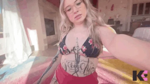 Kaiia's Playhouse - Femdom Valentine's Day Vore Tiny Candy Thieves Squished, Crushed, Swallowed in Hawaiian Bikini Top!