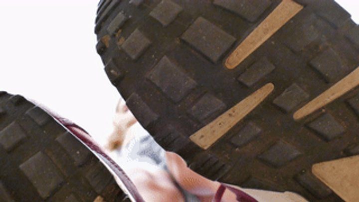 Furious Girls - Rough giant lassie crushes everything with her red Nikes, fc141x 1080p