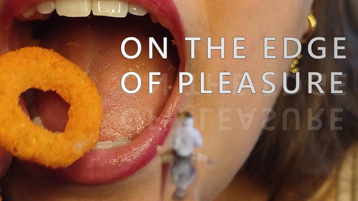 Giantess Yellow Ball - On the edge of pleasure gts