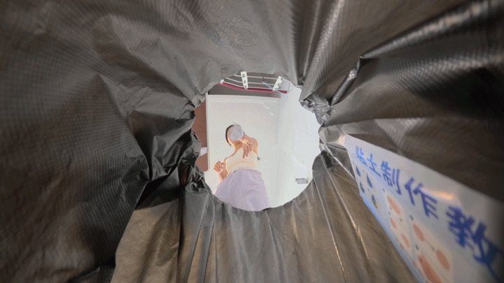 Gts Asia Vr World - The female giant MARTINA collects snack waste pov
